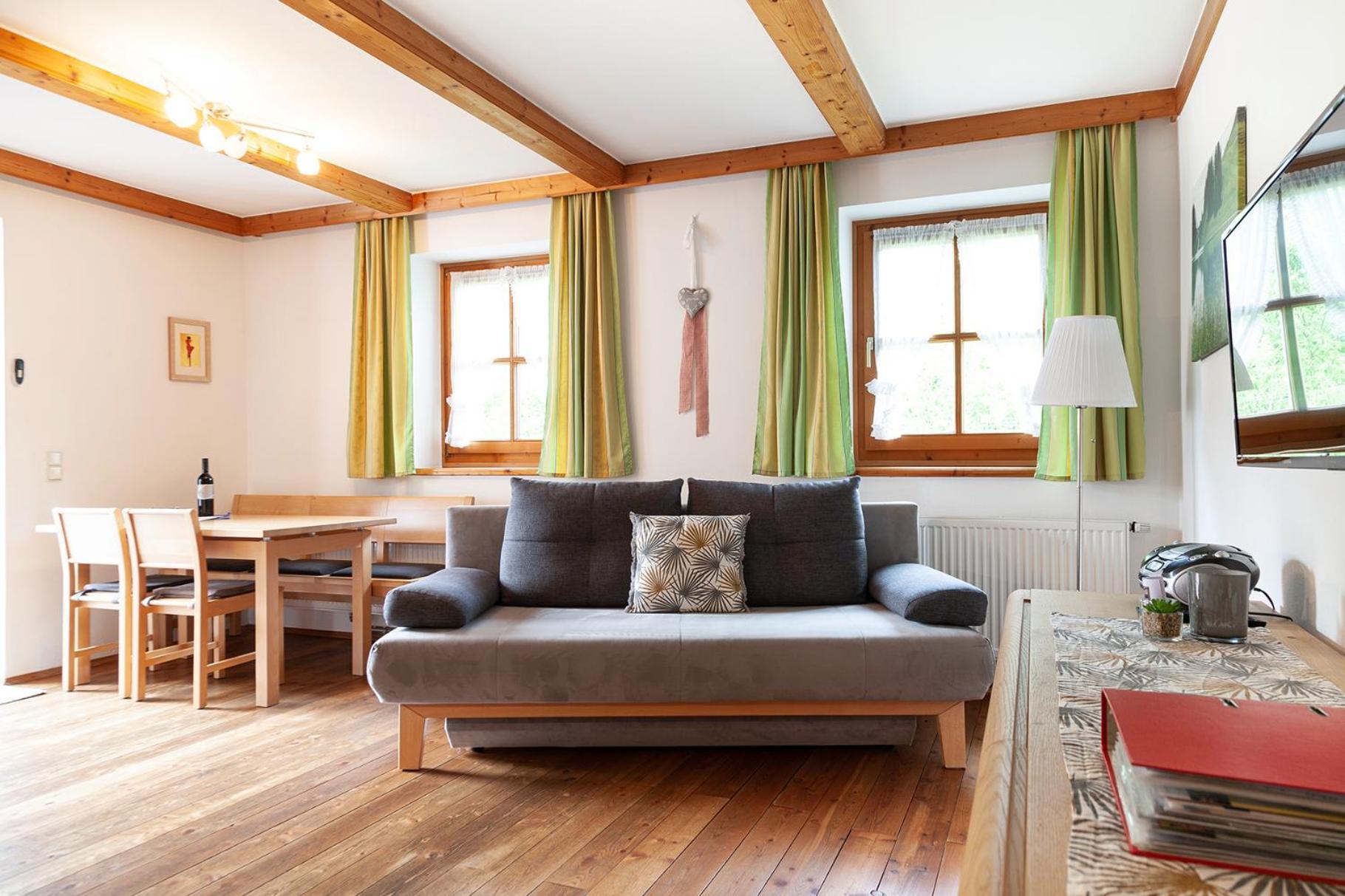Kachelofenwohnung Poelzleitner アンベルク・イム・ランマータール エクステリア 写真